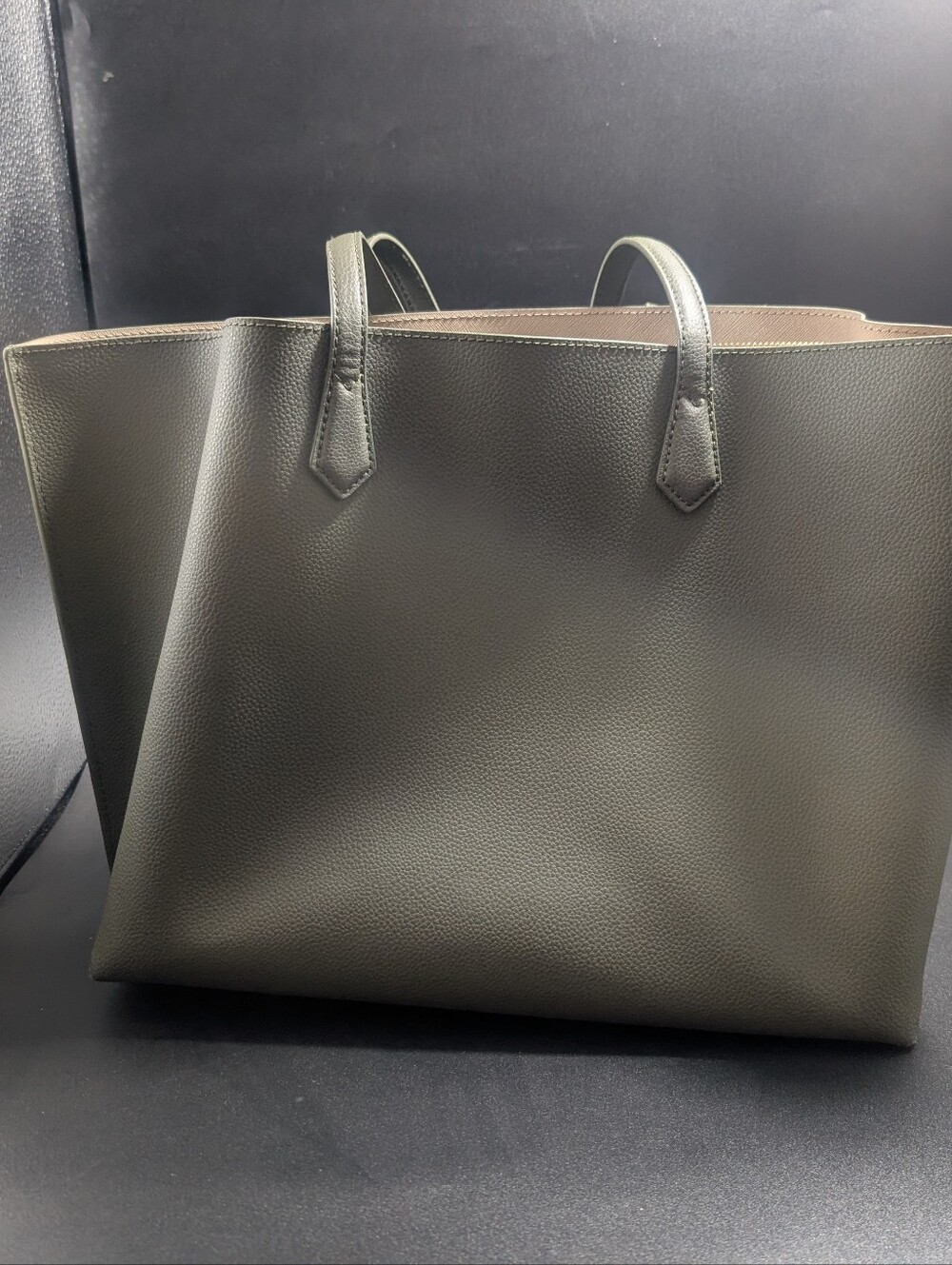Quince Italian Leather Triple Compartment Shopper Tote Olive Green - Picture 2 of 9
